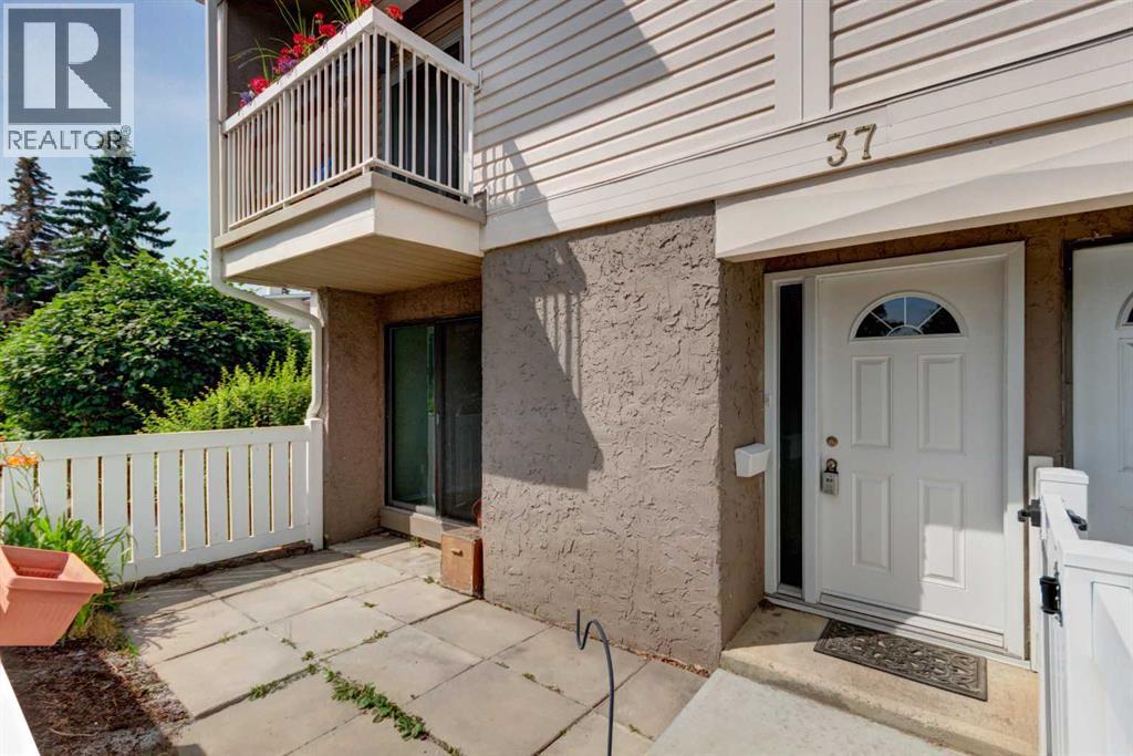 #37 3015 51 Street SW - 28