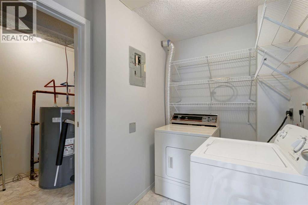 #37 3015 51 Street SW - 23