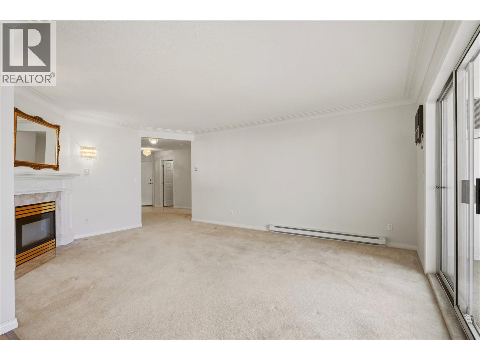 #102 1055 Lawrence Avenue - 11