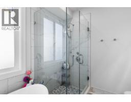 2562 Crown Crest Drive, West Kelowna, BC V4T3K4 Photo 31