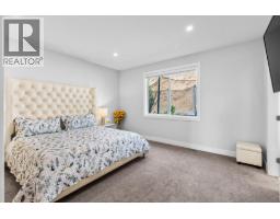 2562 Crown Crest Drive, West Kelowna, BC V4T3K4 Photo 27