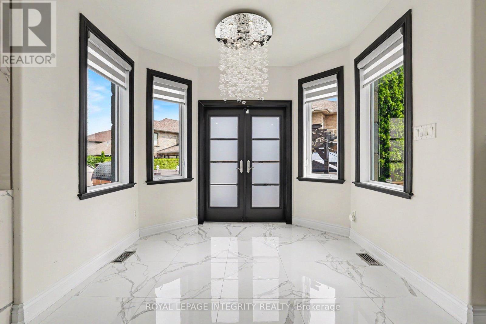 523 KOCHAR DRIVE - Image 19