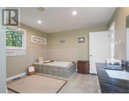 20 Rue Eric, Tiny, ON L9M0H1 Photo 21