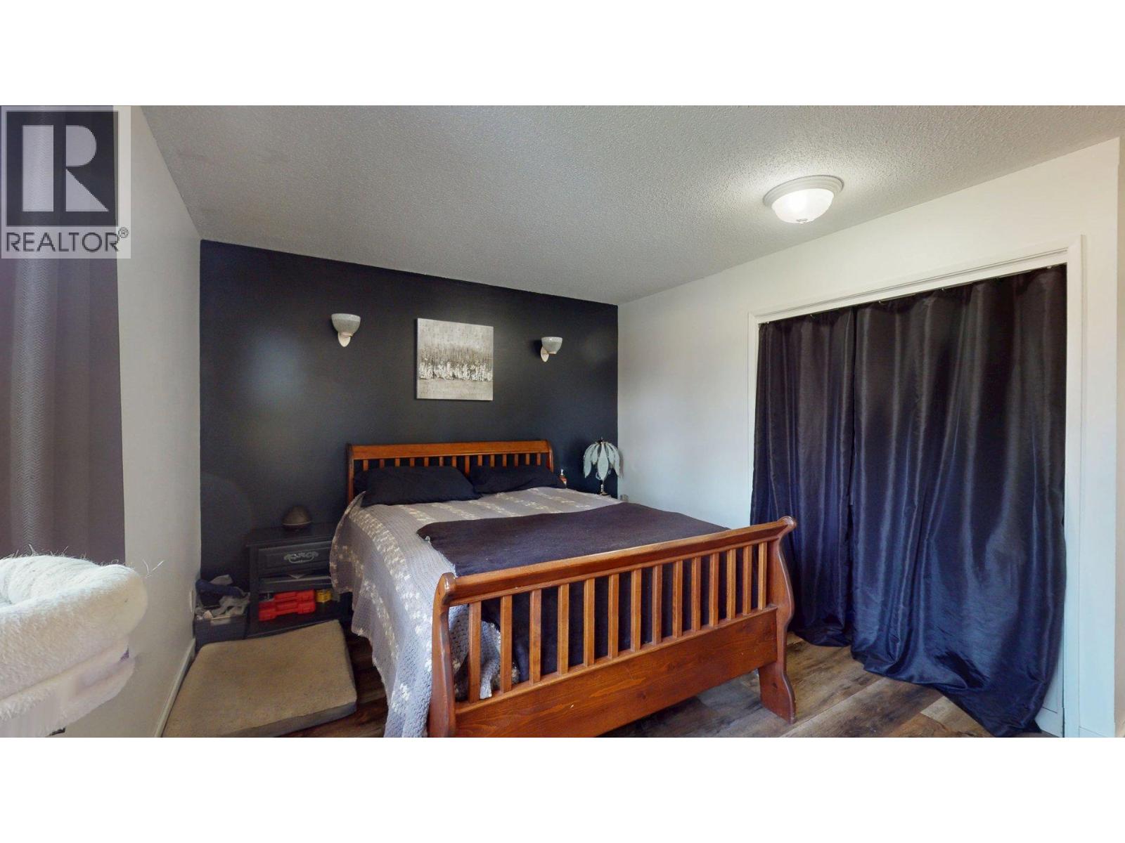 2405 Arbutus Street - Image 24