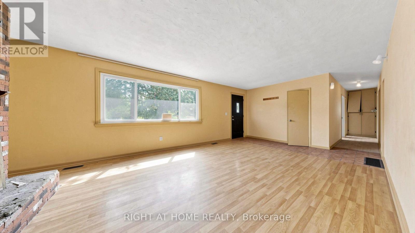 16558 HIGHWAY 48 - 19
