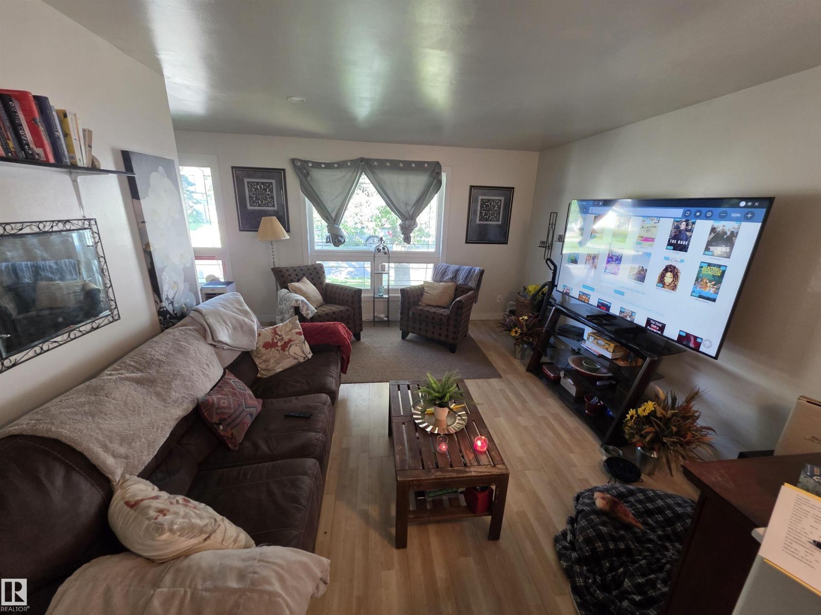 38 GREENWOOD DR, Grove Meadows, Spruce Grove photo 3