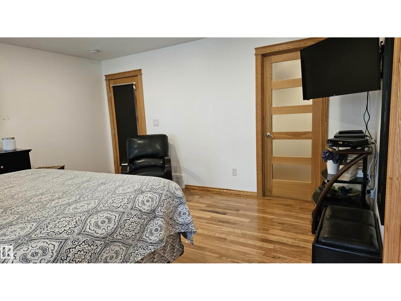 7 Andrew DR - Image 25
