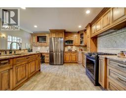 Loft - 2411 63 Street, Coleman, AB T0K0M0 Photo 11
