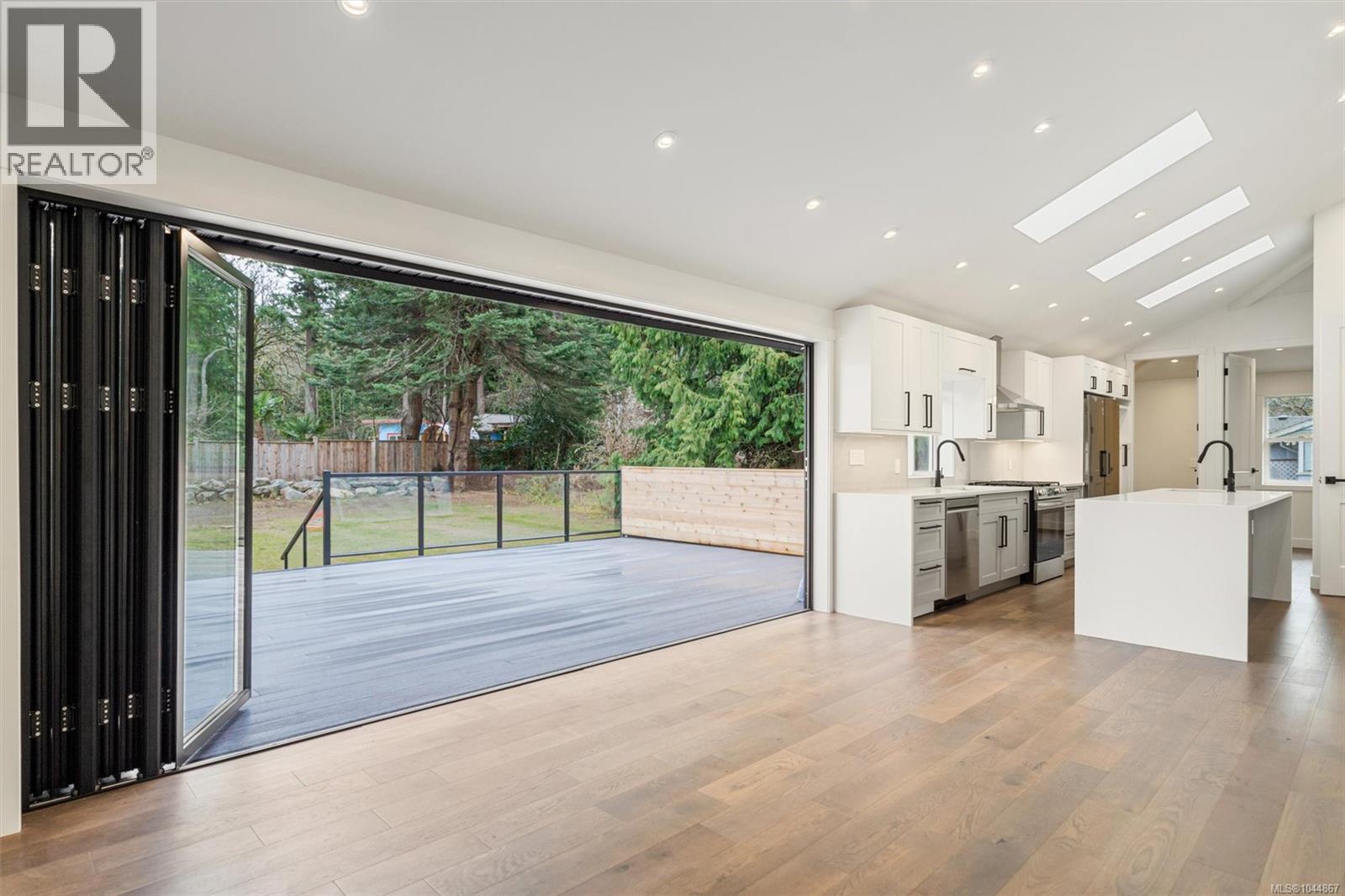 5281 Santa Clara Ave - 29