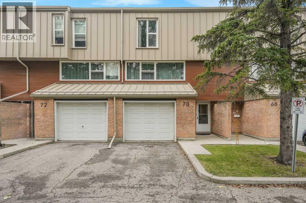 70 Brae Glen Lane SW, Braeside, Calgary photo 1