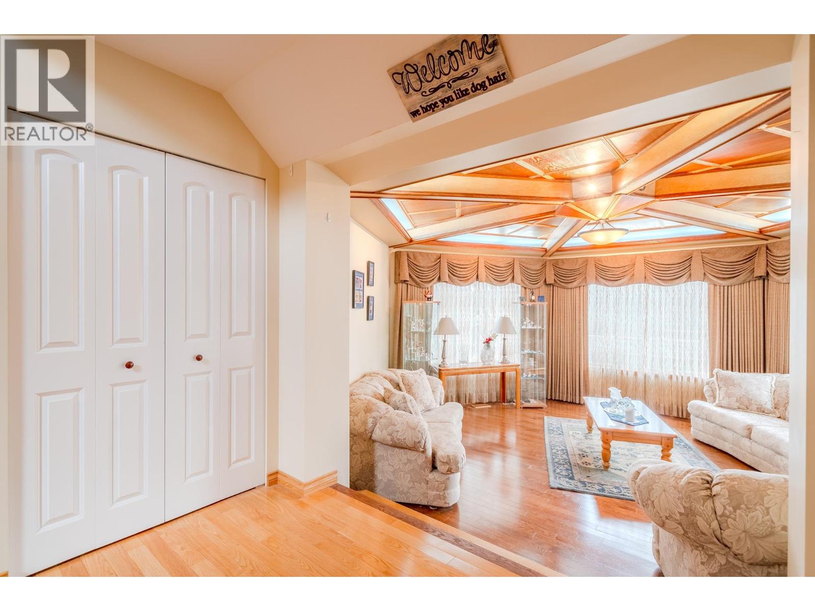 4882 GLOINNZUN CRESCENT, 108 Mile Ranch