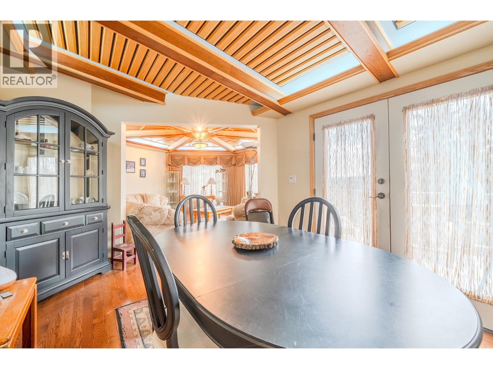 4882 GLOINNZUN CRESCENT, 108 Mile Ranch