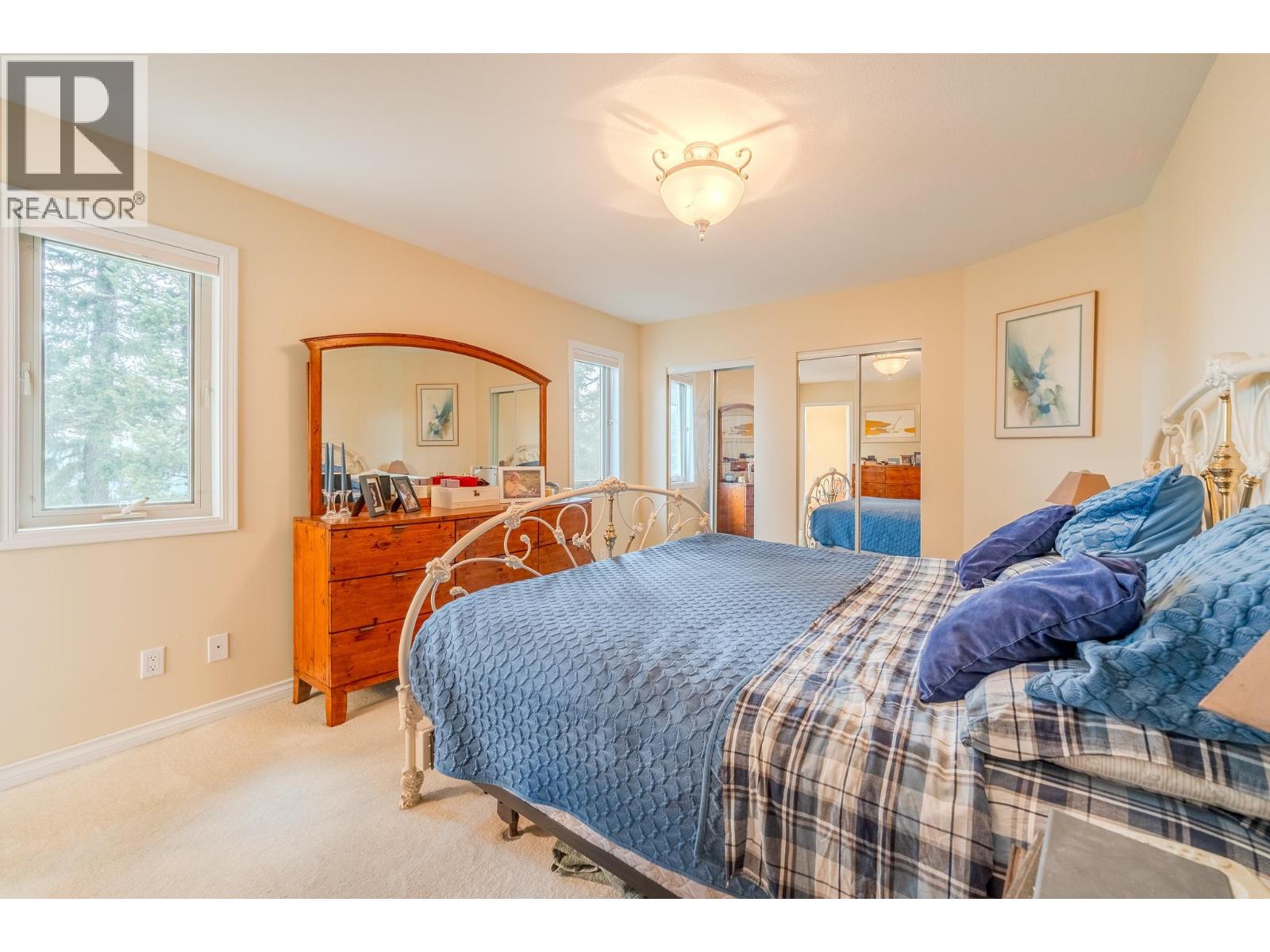 4882 GLOINNZUN CRESCENT, 108 Mile Ranch