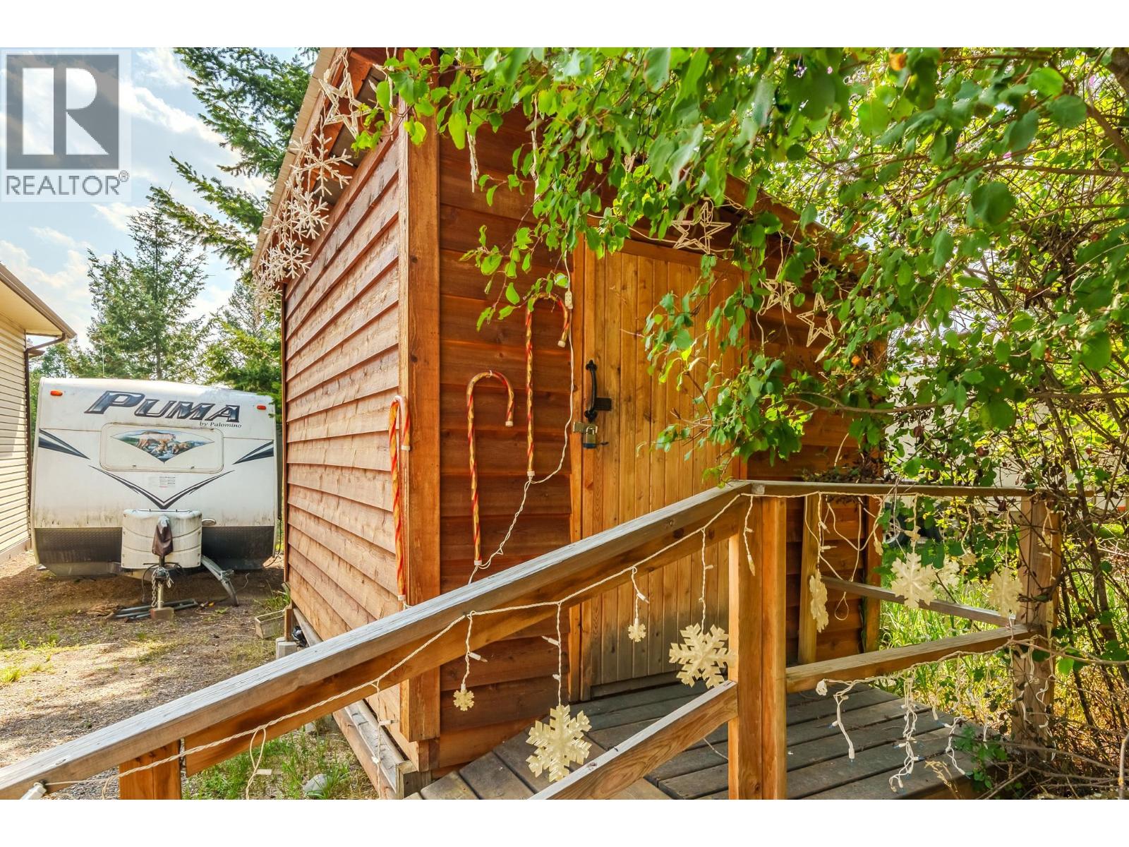 4882 GLOINNZUN CRESCENT, 108 Mile Ranch