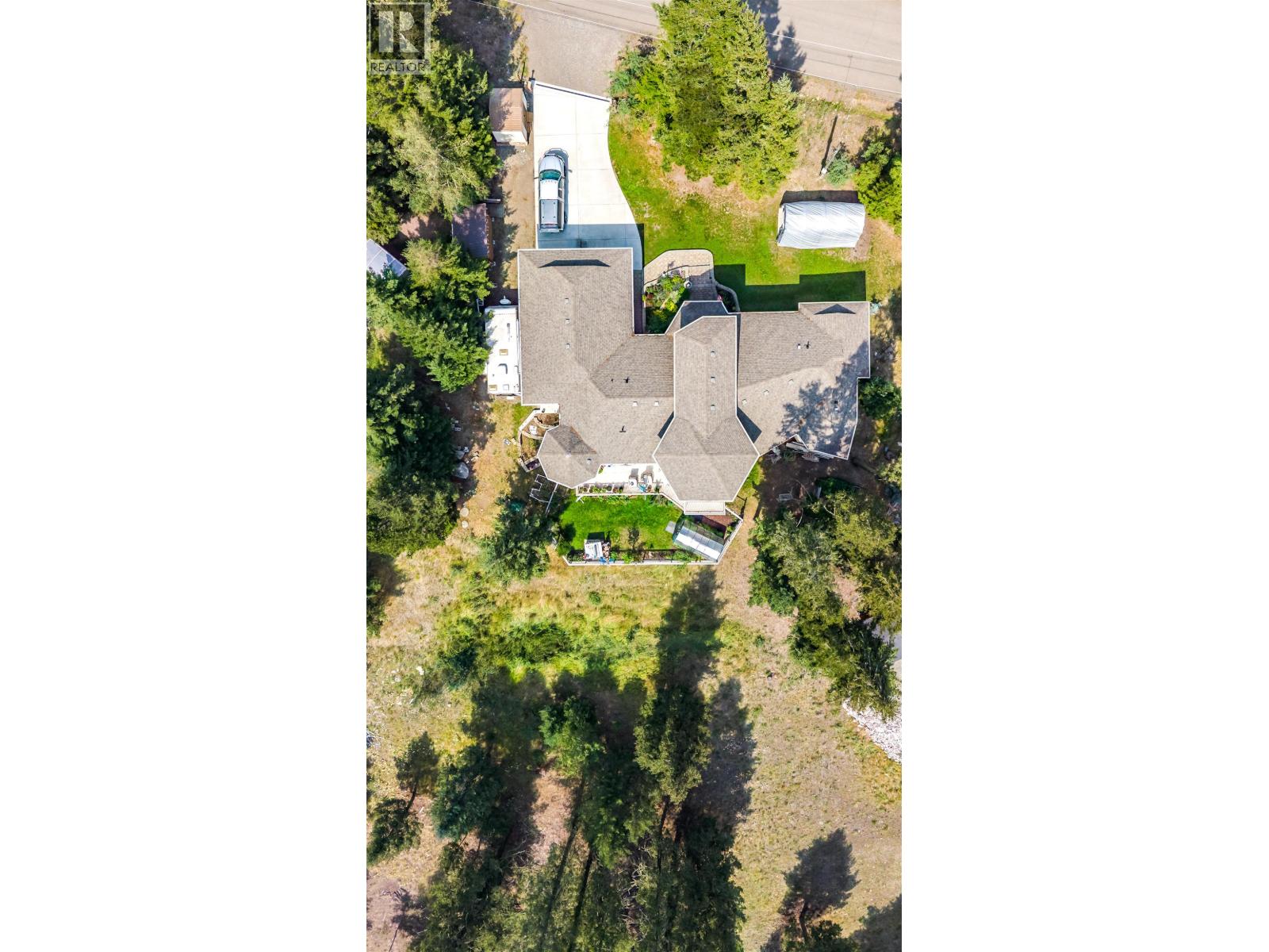 4882 GLOINNZUN CRESCENT, 108 Mile Ranch