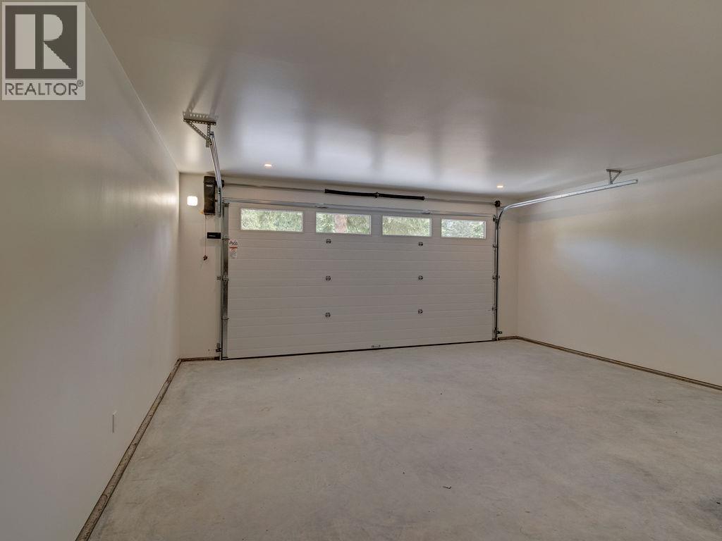 385 SOLAZ PLACE, Gibsons