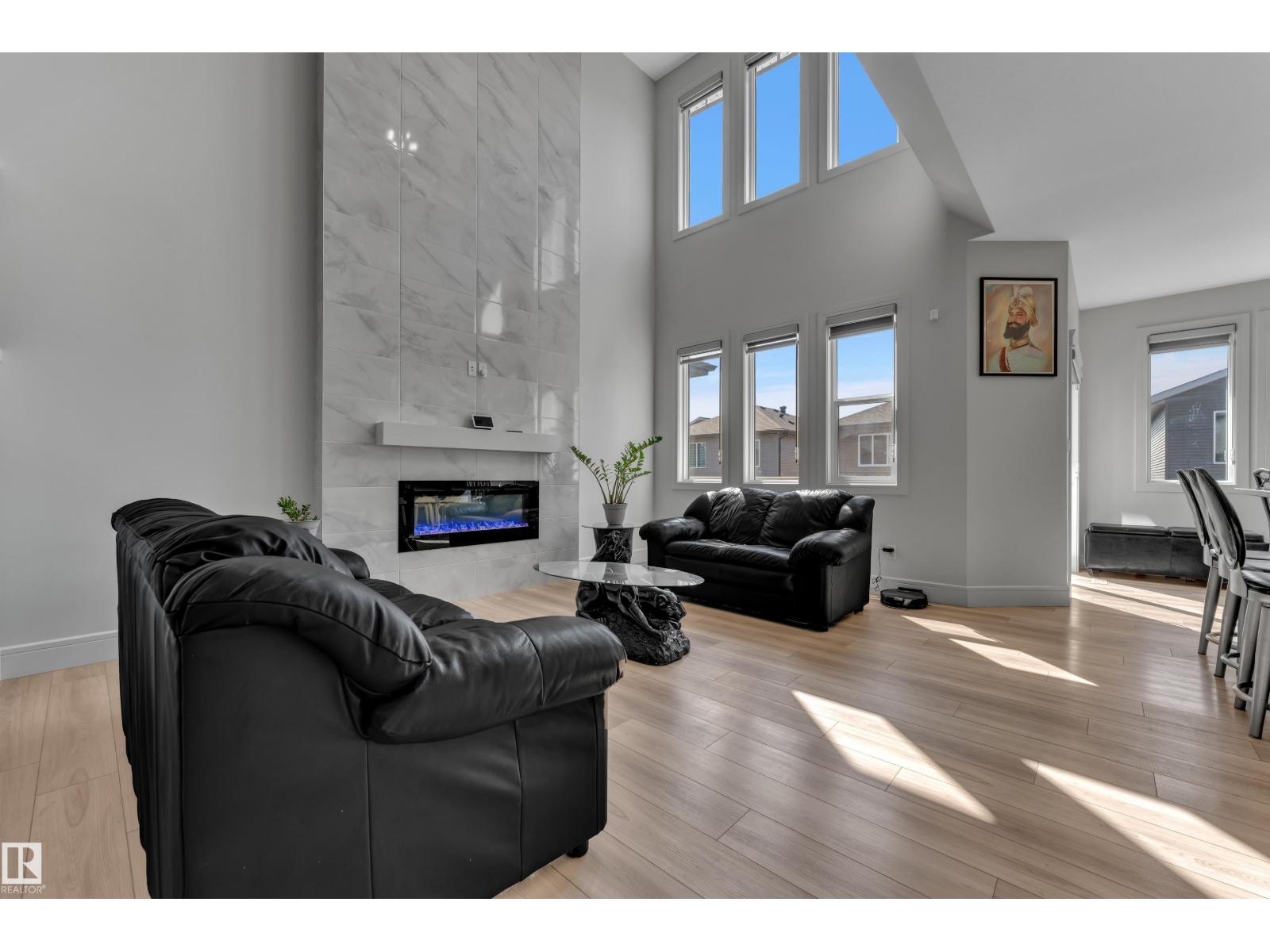3811 42 AV - Image 13