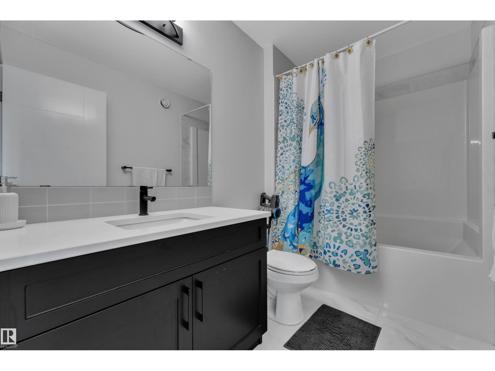 3811 42 AV - Image 35