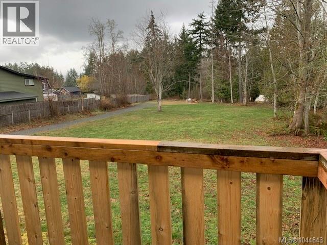 7073 &7075 ISLAND Hwy - 16