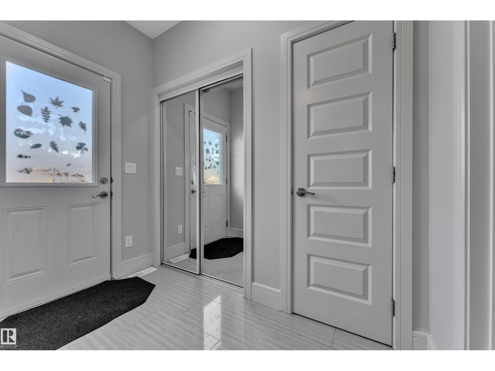 2604 20 AV NW - 17