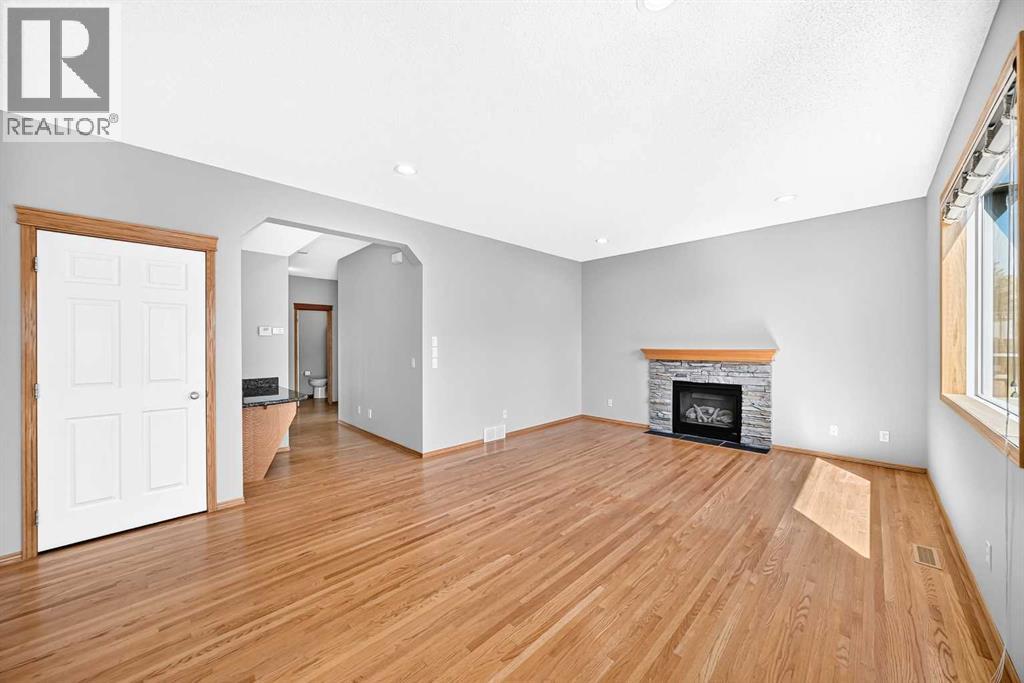 83 Edgeridge Close NW - 12