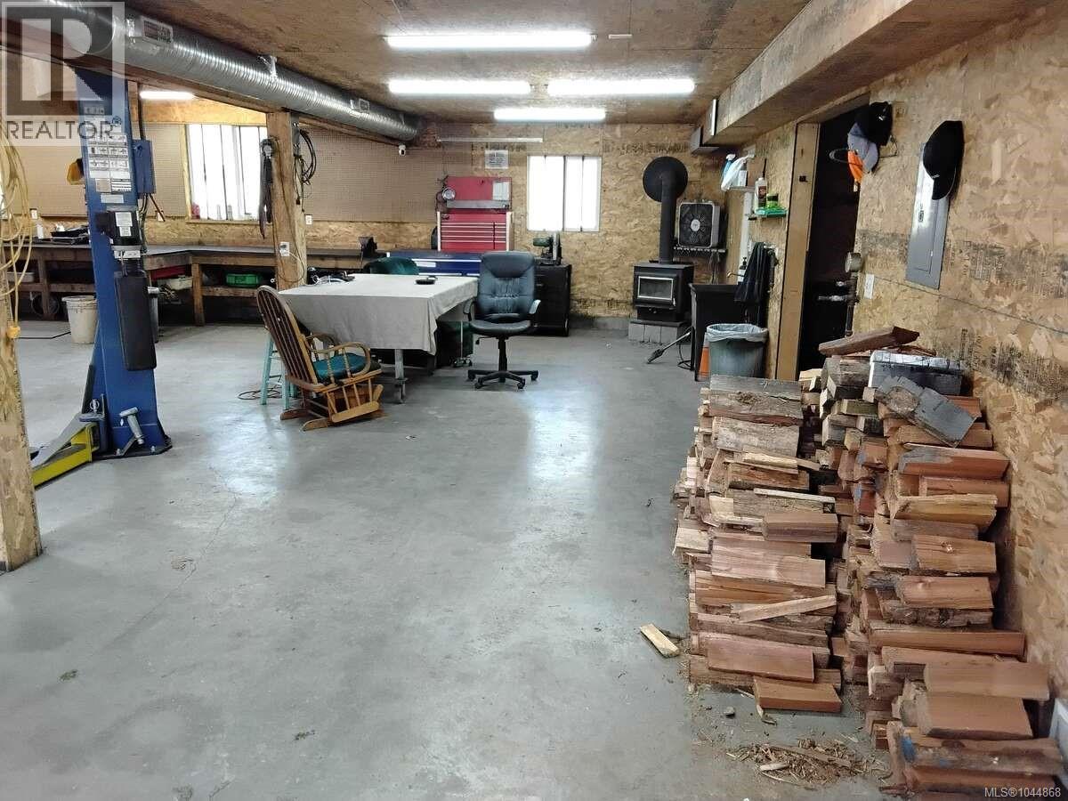 4759 Yellow Point Rd - 49