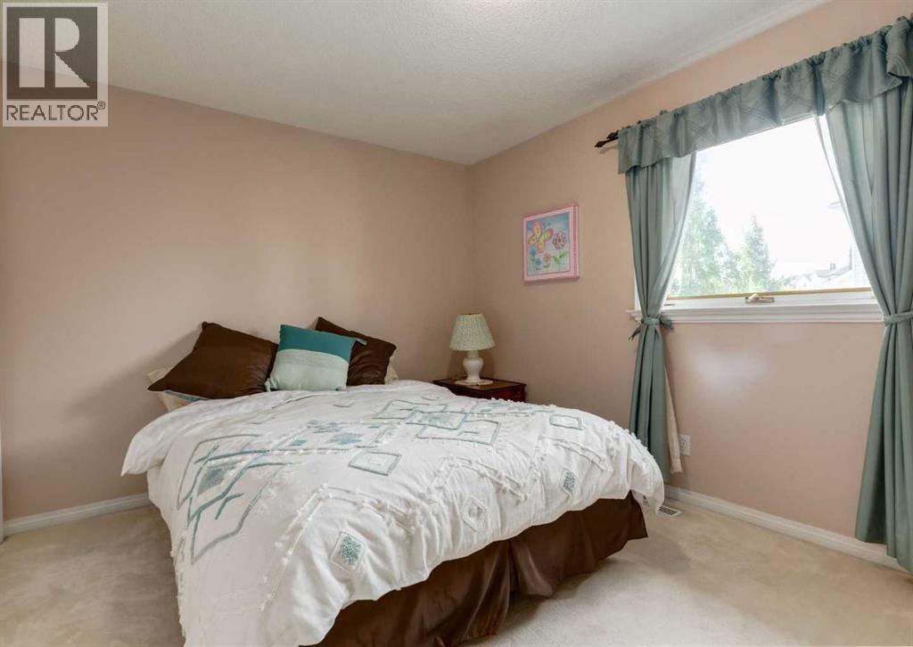 63 Arbour Lake Drive NW - Image 28