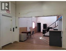 9510 90 Avenue, Peace River, AB T8S1G8 Photo 12