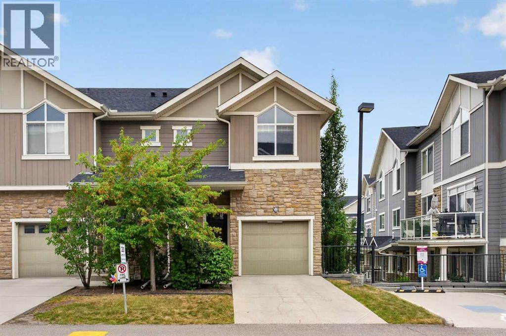558 Evanston Manor NW, Evanston, Calgary photo 2