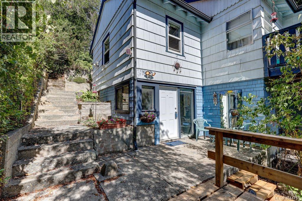 995 Franklyn St - Image 41