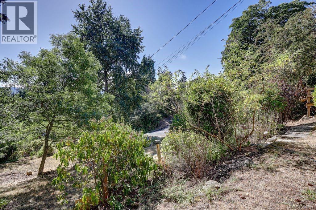 995 Franklyn St - 45