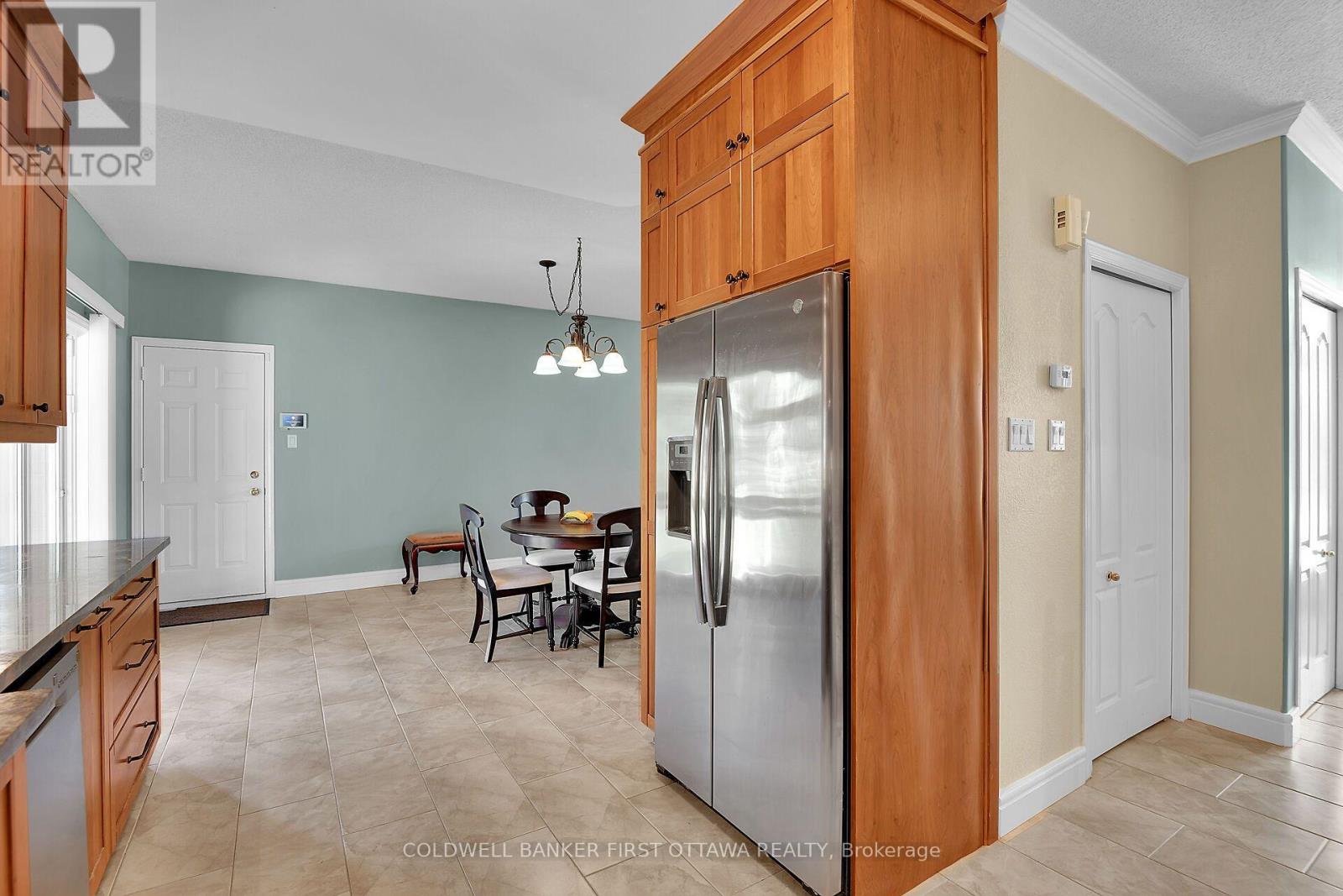 6983 LAKES PARK DRIVE - 11