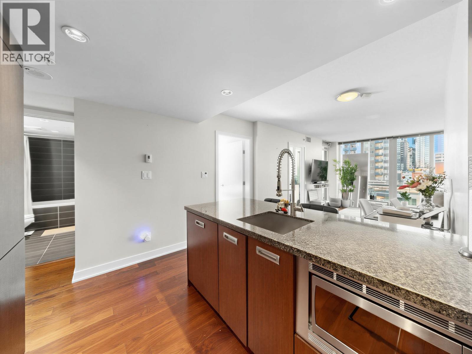 901 1055 RICHARDS STREET, Vancouver