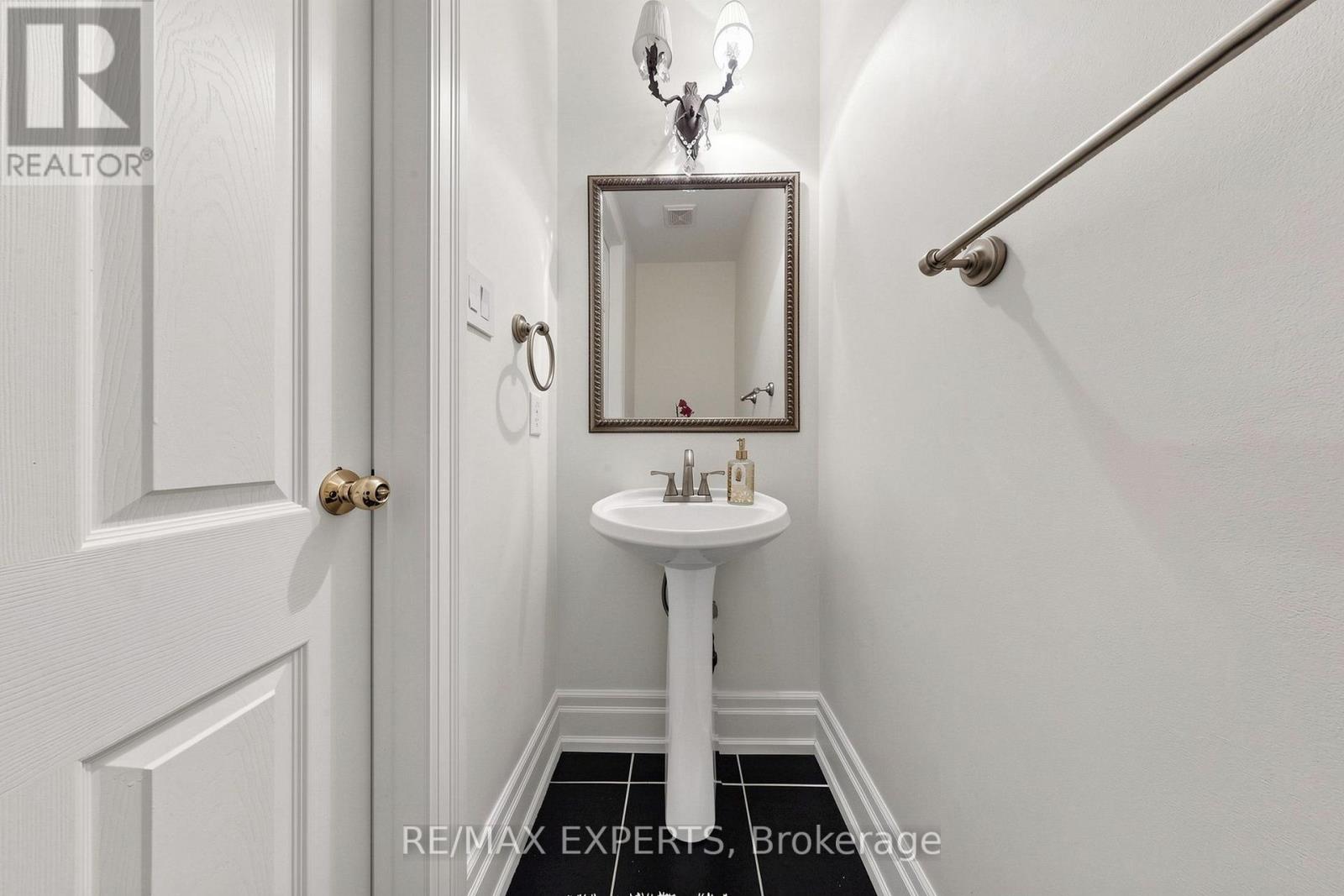 30 ALHART STREET - 23