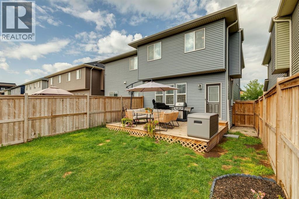 124 Wolf Willow Boulevard SE - 31