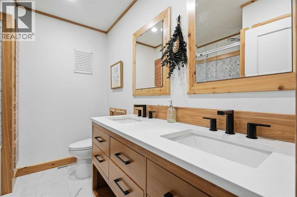 302 Frontenac Avenue Northwest - Photo 25
