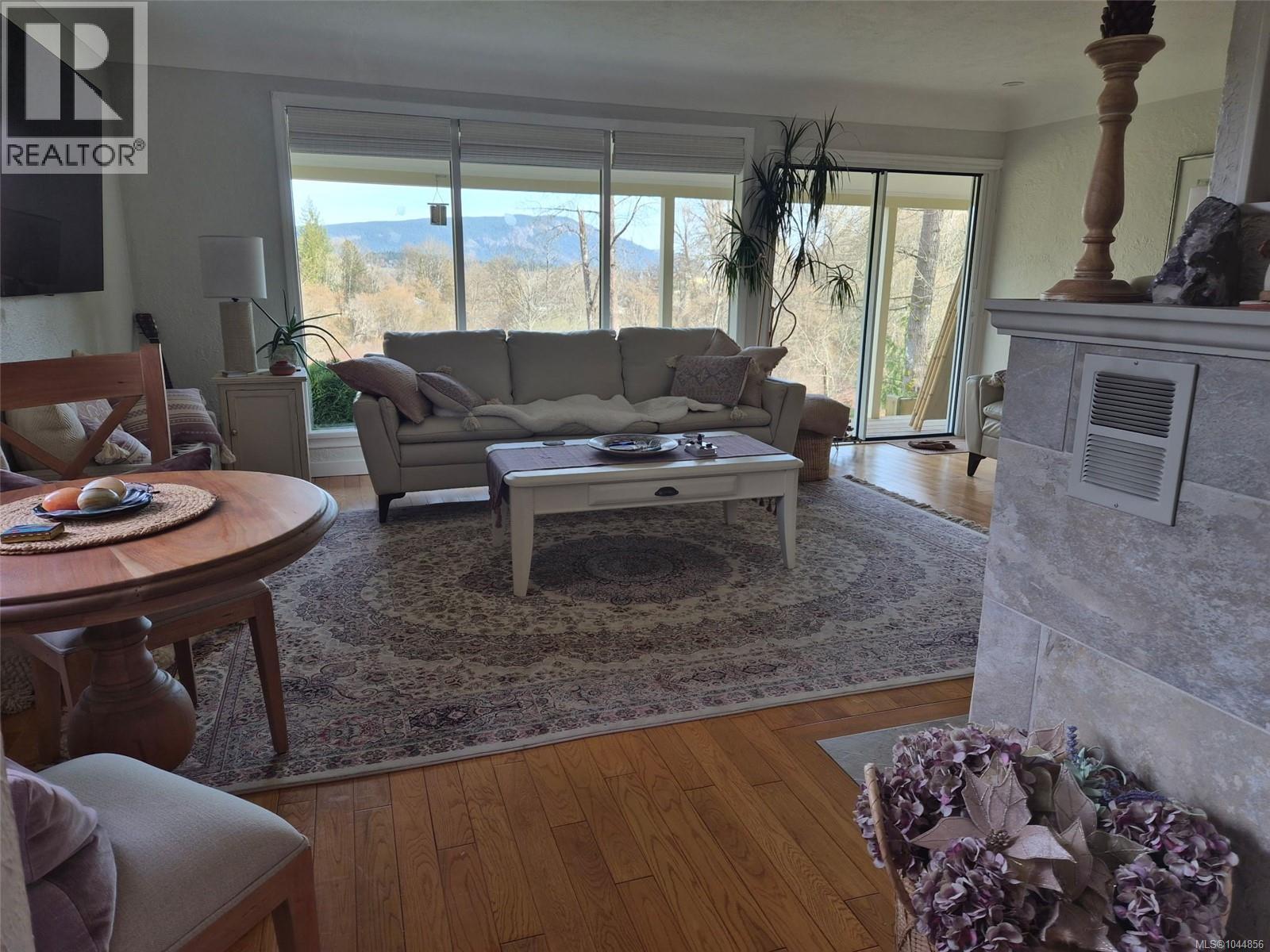  2942 Sherman Road, Duncan