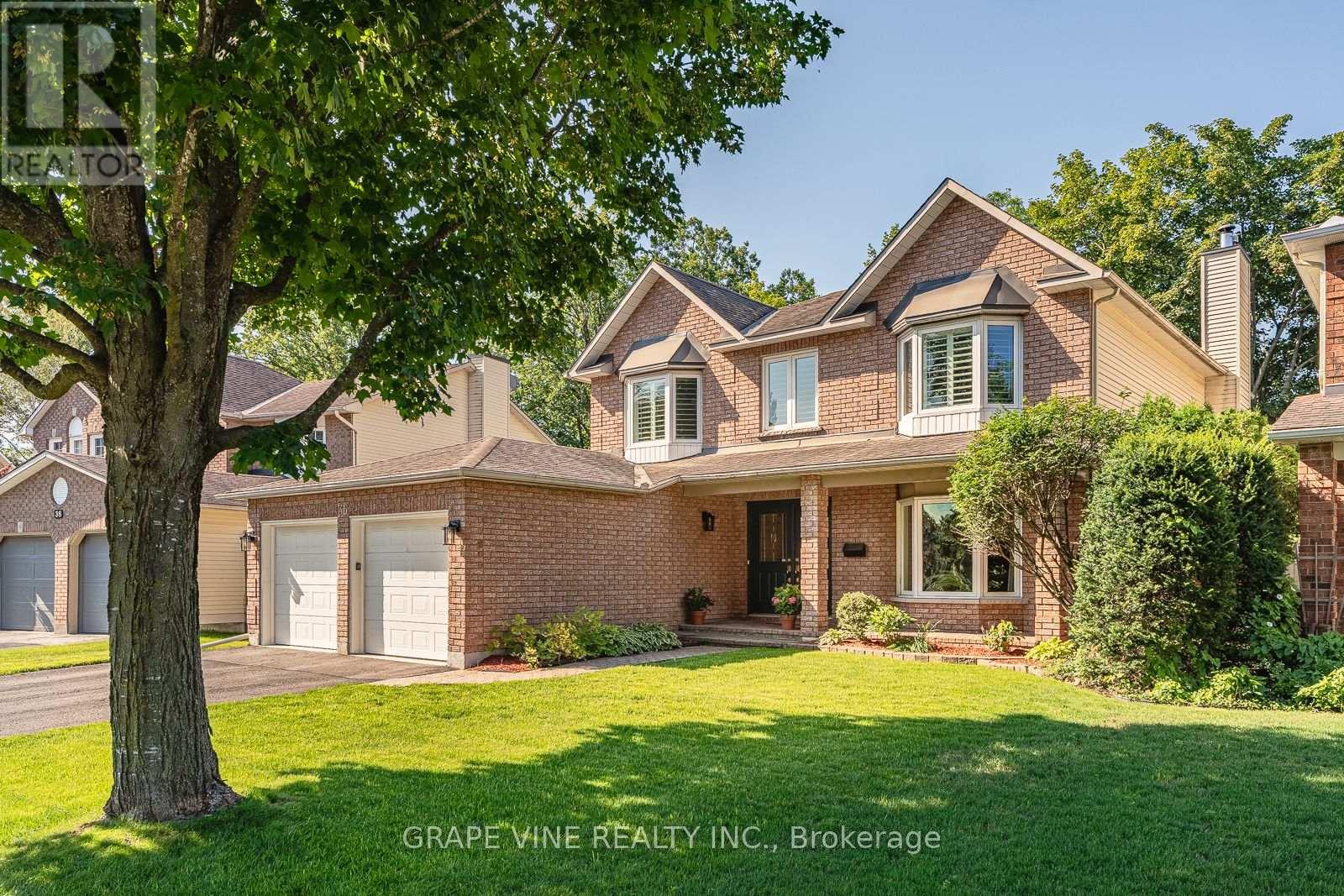 5 Bed, 4 Bath House for Sale in Ottawa – 36 BASLAW DRIVE, Ottawa – MLS# X13629730 - Image 2