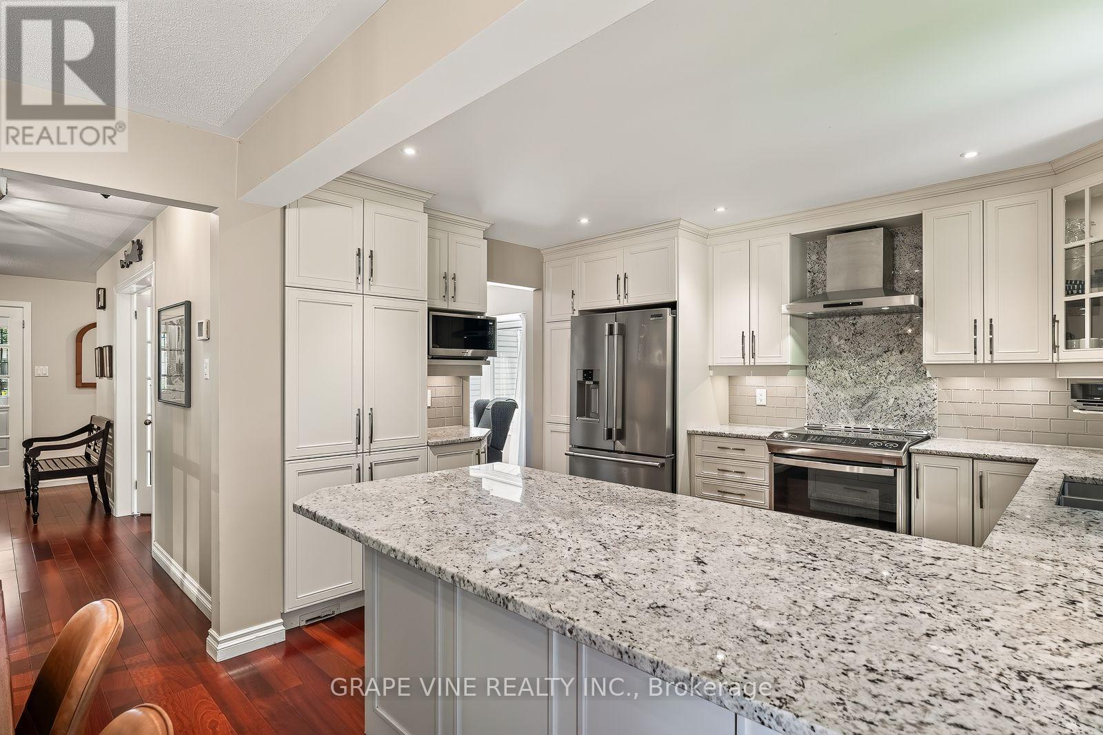 5 Bed, 4 Bath House for Sale in Ottawa – 36 BASLAW DRIVE, Ottawa – MLS# X13629730 - Image 29