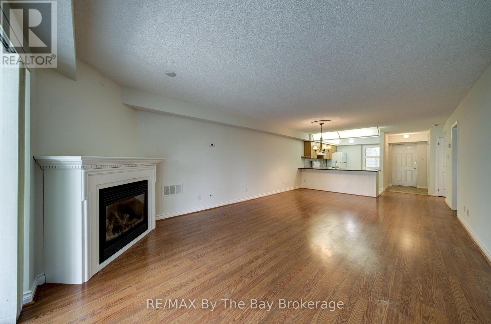 #8 30 MULLIGAN LANE - Image 23