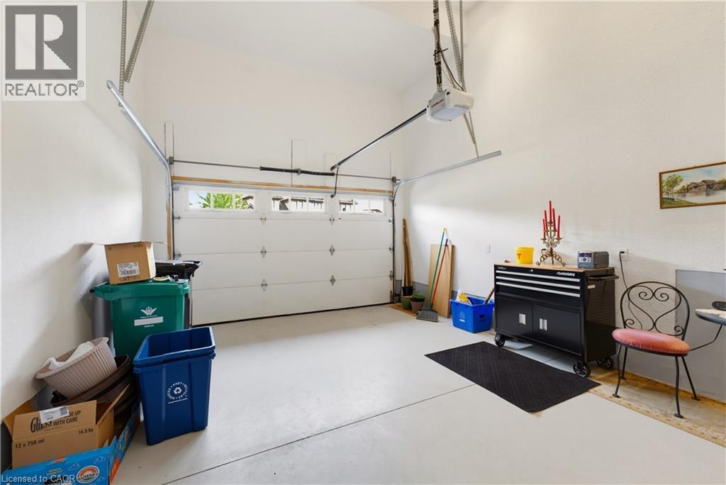 123 OAK PARK Drive - Image 44