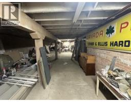 41 High Street W, Moose Jaw, SK S6H1S4 Photo 17