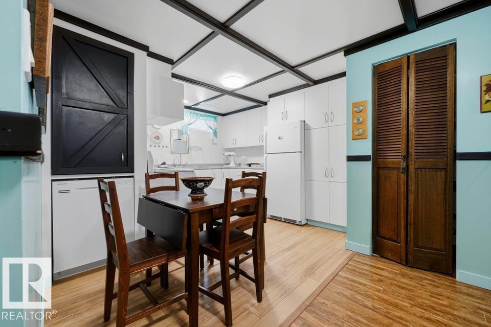 9823 151 ST NW - 22