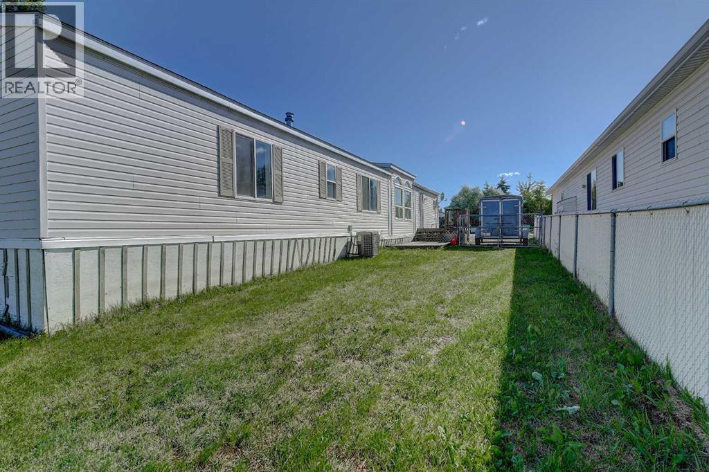 12128 98 Street - Image 26
