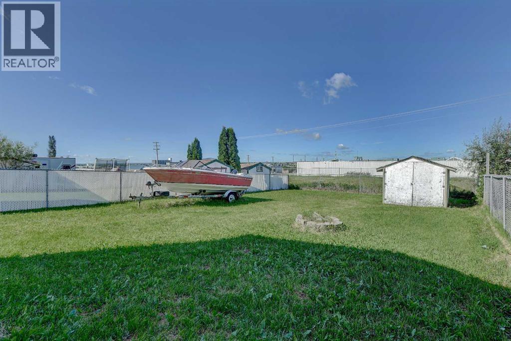 12128 98 Street - Image 27