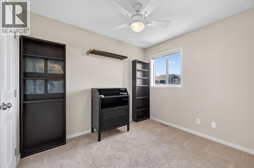 218 River Heights Green, Cochrane