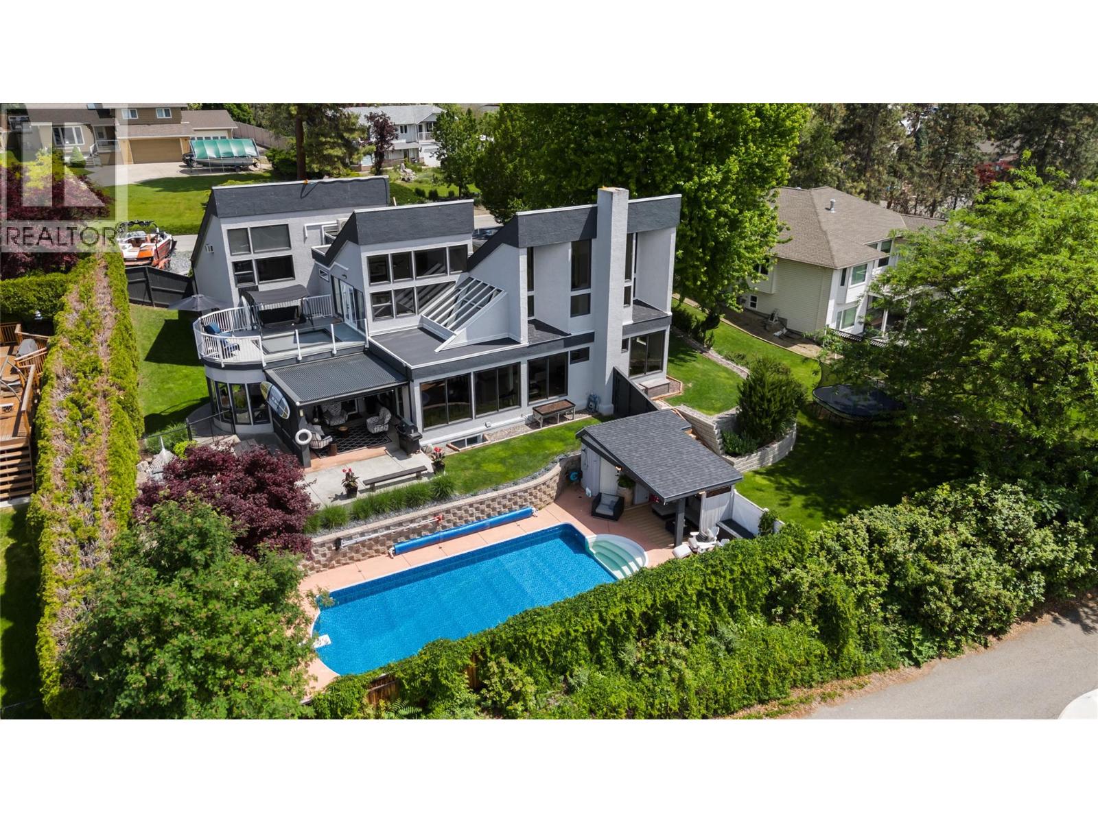 2060 Bennett Road, Kelowna