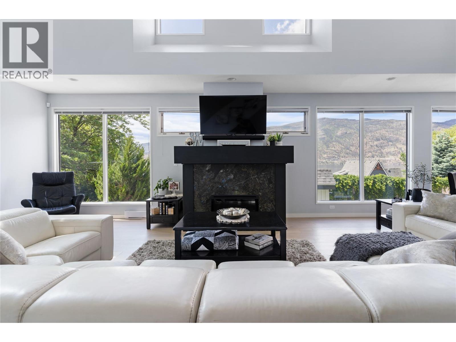2060 Bennett Road, Kelowna