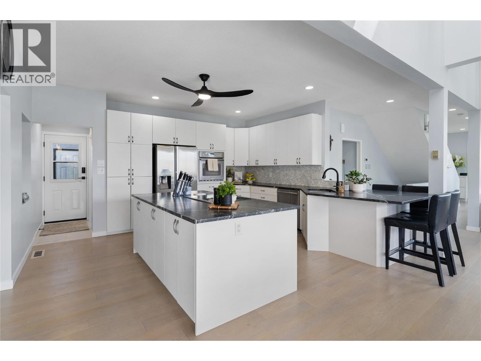 2060 Bennett Road - 19