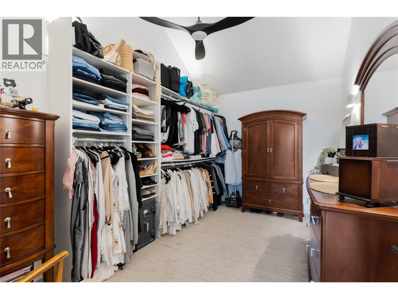 2060 Bennett Road - 39